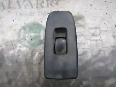 Peça sobressalente para automóvel em segunda mão BOTÃO / INTERRUPTOR ELEVADOR VIDRO TRASEIRO DIREITO por MITSUBISHI MONTERO (V60/V70)  Referências OEM IAM   