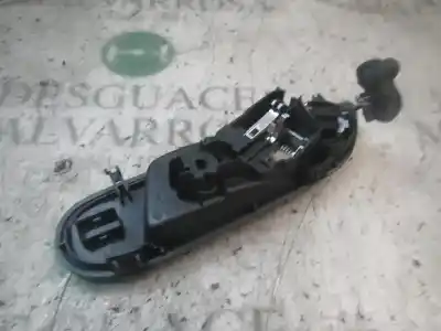 Автозапчасти б/у ВНУТРИ ПЕРЕДНЕЙ ПРАВОЙ РУЧКИ за FORD FIESTA (CCN)  ссылки OEM IAM 2146021  