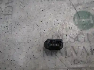 Second-hand car spare part right front power window switch for citroen c3 1.4 hdi exclusive oem iam references   