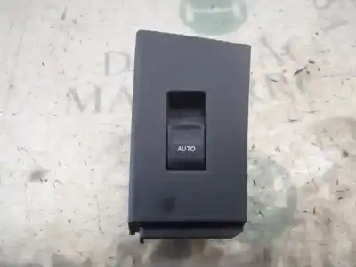 Peça sobressalente para automóvel em segunda mão BOTÃO / INTERRUPTOR ELEVADOR VIDRO TRASEIRO DIREITO por TOYOTA AURIS  Referências OEM IAM 8481002140  