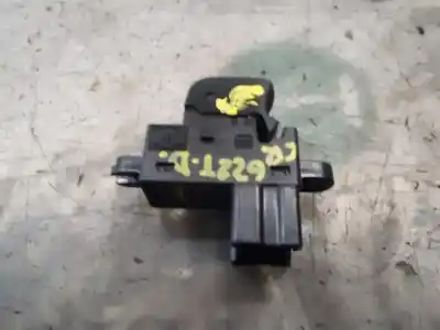 Second-hand car spare part rear right power window switch for nissan note (e11e) acenta oem iam references   