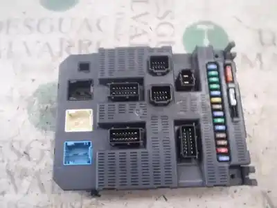 Peça sobressalente para automóvel em segunda mão caixa de fusíveis e relés por peugeot 308 sport referências oem iam 6580ne