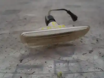 Peça sobressalente para automóvel em segunda mão farolim do lado direito por bmw serie 3 coupe (e46) 318 ci referências oem iam 63138370720