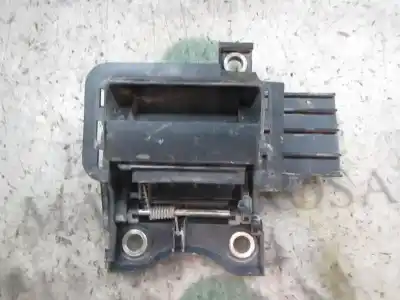 Автозапчастина б/у ЛІВА ЗАДНЯ ВНУТРІШНЯ РУЧКА для VOLKSWAGEN CADDY KA/KB (2K)  Посилання на OEM IAM 2K08293099B9  