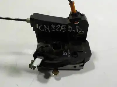Second-hand car spare part front right door lock for opel combo cargo oem iam references   