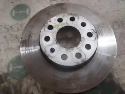 Tweedehands auto-onderdeel VOORREMSCHIJF voor SEAT LEON (5F1)  OEM IAM-referenties 8V0698302  