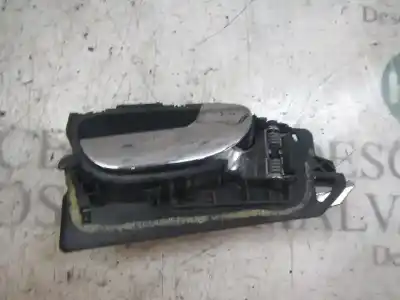Peça sobressalente para automóvel em segunda mão puxador interior dianteiro direito por peugeot 307 cc (s1) 1.6 referências oem iam 