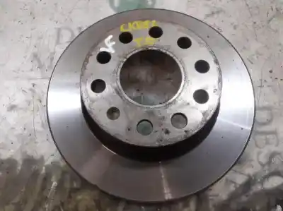 Peça sobressalente para automóvel em segunda mão disco de travão traseiro por volkswagen golf v berlina (1k1) highline referências oem iam 1k0615601ab