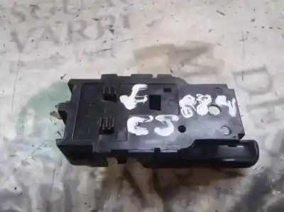 Second-hand car spare part interior right front handle for nissan atleon 120.35 oem iam references   