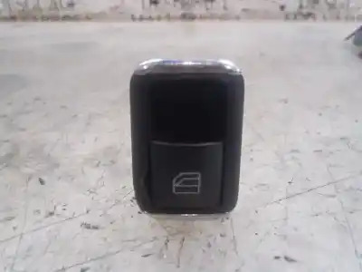 Second-hand car spare part RIGHT FRONT POWER WINDOW SWITCH for MERCEDES-BENZ CLASE C (W204) FAMILIAR  OEM IAM references A20487004519107  A2048707358