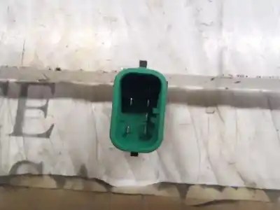 Peça sobressalente para automóvel em segunda mão botão / interruptor elevador vidro dianteiro direito por ford focus lim. (cb8) trend referências oem iam 1746832  