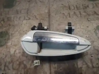 Peça sobressalente para automóvel em segunda mão puxador exterior frente direito por fiat linea (110) activa (110.0/111.0) referências oem iam 735499631