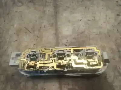 Peça sobressalente para automóvel em segunda mão farolim interior por renault scenic ii confort dynamique referências oem iam   