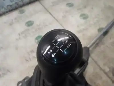 Pezzo di ricambio per auto di seconda mano leva del cambio per opel corsa d 1.3 16v cdti riferimenti oem iam   