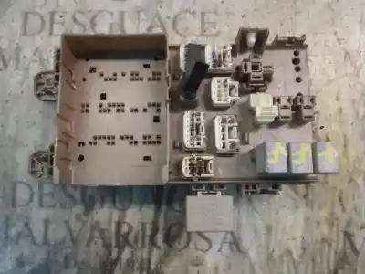 Second-hand car spare part fuse box unit for toyota corolla (_e12_) 2.0 d-4d (cde120_) oem iam references 