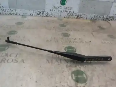 Pezzo di ricambio per auto di seconda mano braccio tergicristallo anteriore destro per ford focus berlina (cap) ghia riferimenti oem iam 