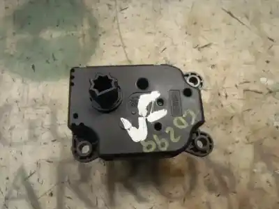 Peça sobressalente para automóvel em segunda mão motor de abertura da comporta de sofagem por ford focus lim. (cb8) 1.0 ecoboost cat referências oem iam 1786200