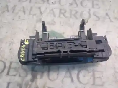 Second-hand car spare part exterior right front door handle for audi a4 avant (8e) 1.9 tdi (96kw) oem iam references 8e0839207  