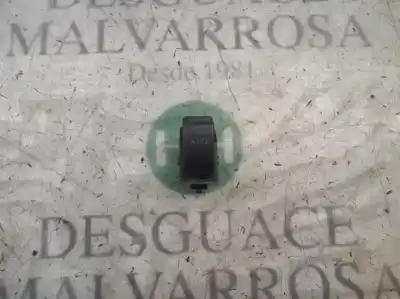 Second-hand car spare part RIGHT FRONT POWER WINDOW SWITCH for TOYOTA AVENSIS BERLINA (T25)  OEM IAM references 8481005050  8481005050