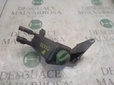 Pièce détachée automobile d'occasion RÉSERVOIR DE LIQUIDE DE DIRECTION ASSISTÉE pour VOLKSWAGEN PASSAT BERLINA (3B3)  Références OEM IAM 3B0422371  