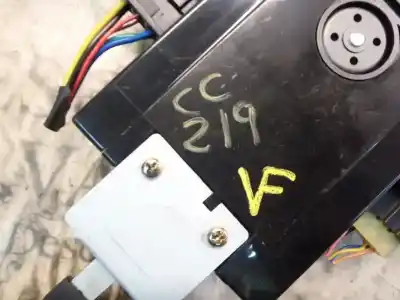 Peça sobressalente para automóvel em segunda mão comando de sofagem (chauffage / ar condicionado)  por kia carnival td ls referências oem iam   