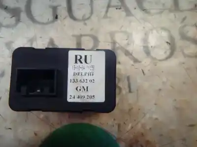 Second-hand car spare part left front power window switch for opel meriva cosmo oem iam references   