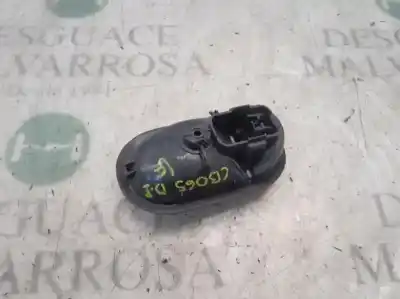 Second-hand car spare part interior left front handle for renault clio iii authentique oem iam references   