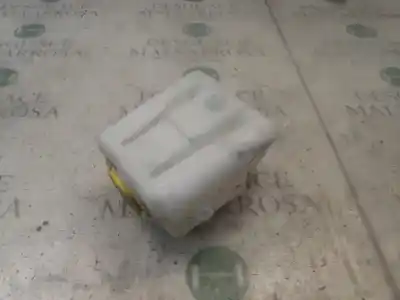 Second-hand car spare part windscreen washer bottle for opel combo 1.3 16v cdti oem iam references   