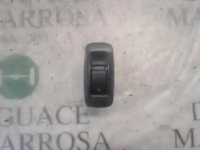 Peça sobressalente para automóvel em segunda mão botão / interruptor elevador vidro traseiro esquerdo por toyota corolla (_e12_) 1.4 d (nde120_) referências oem iam 8481002041