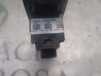 Peça sobressalente para automóvel em segunda mão botão / interruptor elevador vidro traseiro direito por toyota corolla (_e12_) 1.4 d (nde120_) referências oem iam   
