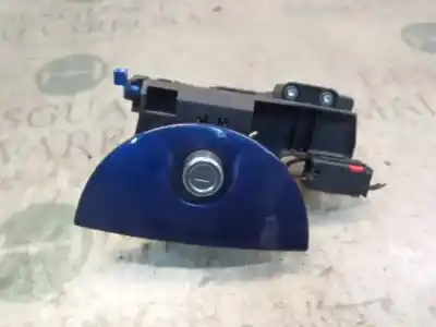 Peça sobressalente para automóvel em segunda mão puxador porta da mala por opel meriva cosmo referências oem iam 