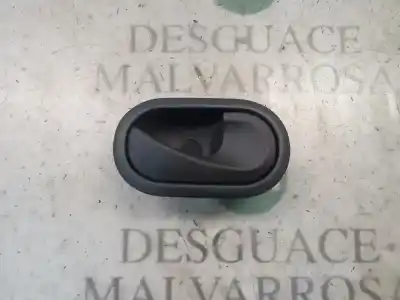 Second-hand car spare part interior right front handle for renault clio iii luxe privilege oem iam references 