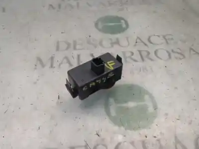 Piesă de schimb auto la mâna a doua avertizare pentru renault clio iii luxe privilege referințe oem iam   