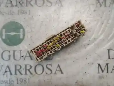 Second-hand car spare part fuse box unit for renault clio iii dynamique oem iam references   