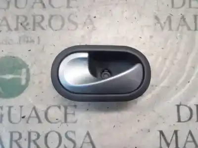 Peça sobressalente para automóvel em segunda mão PUXADOR INTERIOR DIANTEIRO ESQUERDO por RENAULT CLIO III  Referências OEM IAM   