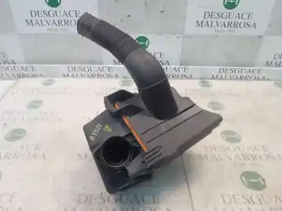 Автозапчастина б/у ПОВІТРЯНИЙ ФІЛЬТР для VOLKSWAGEN POLO (9N3)  Посилання на OEM IAM 6Q0129607AR  