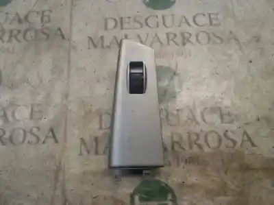 Second-hand car spare part RIGHT FRONT POWER WINDOW SWITCH for TOYOTA COROLLA (E12)  OEM IAM references   