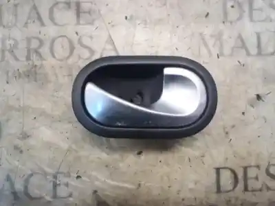 Peça sobressalente para automóvel em segunda mão PUXADOR INTERIOR TRASEIRO DIREITO por RENAULT MODUS  Referências OEM IAM 8200730863  