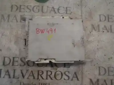 Second-hand car spare part fuse box unit for toyota iq 2 oem iam references   