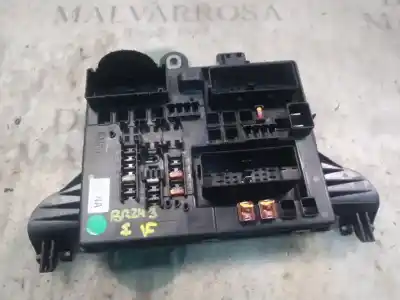 Peça sobressalente para automóvel em segunda mão caixa de fusíveis e relés por opel insignia berlina sport 4x4 referências oem iam 13277317