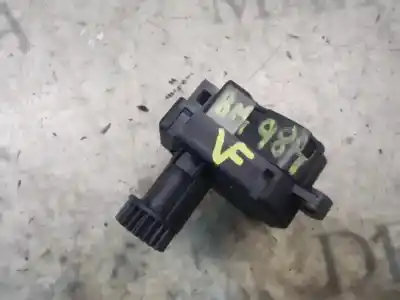 Peça sobressalente para automóvel em segunda mão MOTOR DE ABERTURA DA COMPORTA DE SOFAGEM por CITROEN C3 (S DESDE 09/2009)  Referências OEM IAM 6479E1  