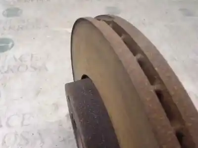 Peça sobressalente para automóvel em segunda mão disco de travão dianteiro por ford focus lim. (cb4) business referências oem iam 1734696  