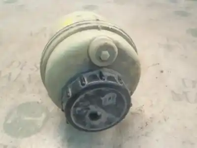 Pièce détachée automobile d'occasion réservoir de liquide de direction assistée pour renault mascot 160 65 4x2 références oem iam 