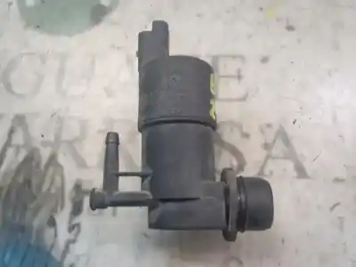 Pièce détachée automobile d'occasion pompe d'eau de nettoyage du pare brise pour renault mascot 160 65 4x2 références oem iam 