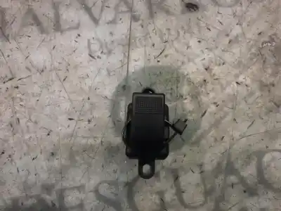 Peça sobressalente para automóvel em segunda mão botão / interruptor elevador vidro dianteiro direito por mazda 2 berlina (dy) 1.2 active (55kw) referências oem iam 