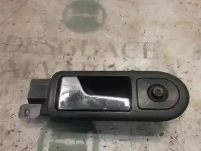 Pièce détachée automobile d'occasion Poignée Intérieure Avant Gauche pour VOLKSWAGEN GOLF IV BERLINA (1J1) 1.9 TDI Références OEM IAM   