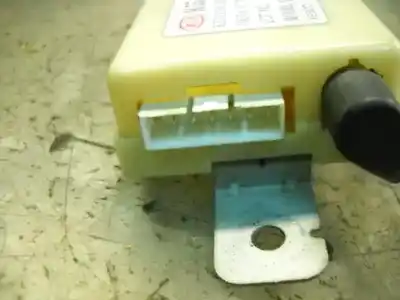 Second-hand car spare part electronic module for kia carnival td ls oem iam references 0k55a677r0b  0k55a677r0b