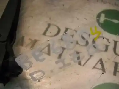 Second-hand car spare part left front windshield wiper arm for citroen c2 furio oem iam references   