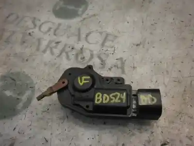 Peça sobressalente para automóvel em segunda mão motor c/c frente direita por peugeot 107 urban referências oem iam 