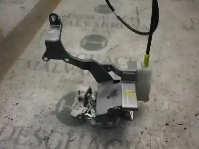 Peça sobressalente para automóvel em segunda mão fechadura da porta traseira esquerda por peugeot 107 urban referências oem iam 